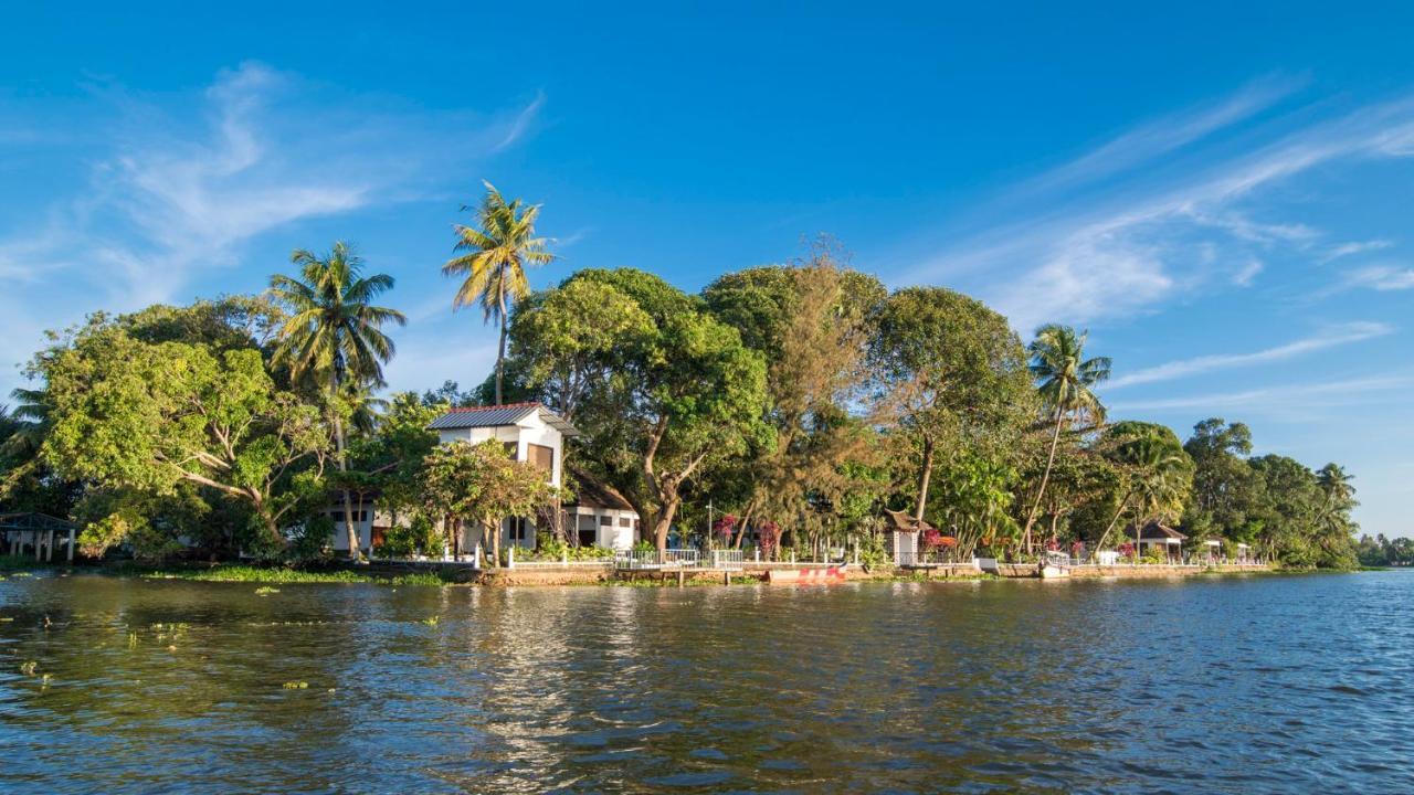 Warmth Lake Haven Alappuzha 외부 사진